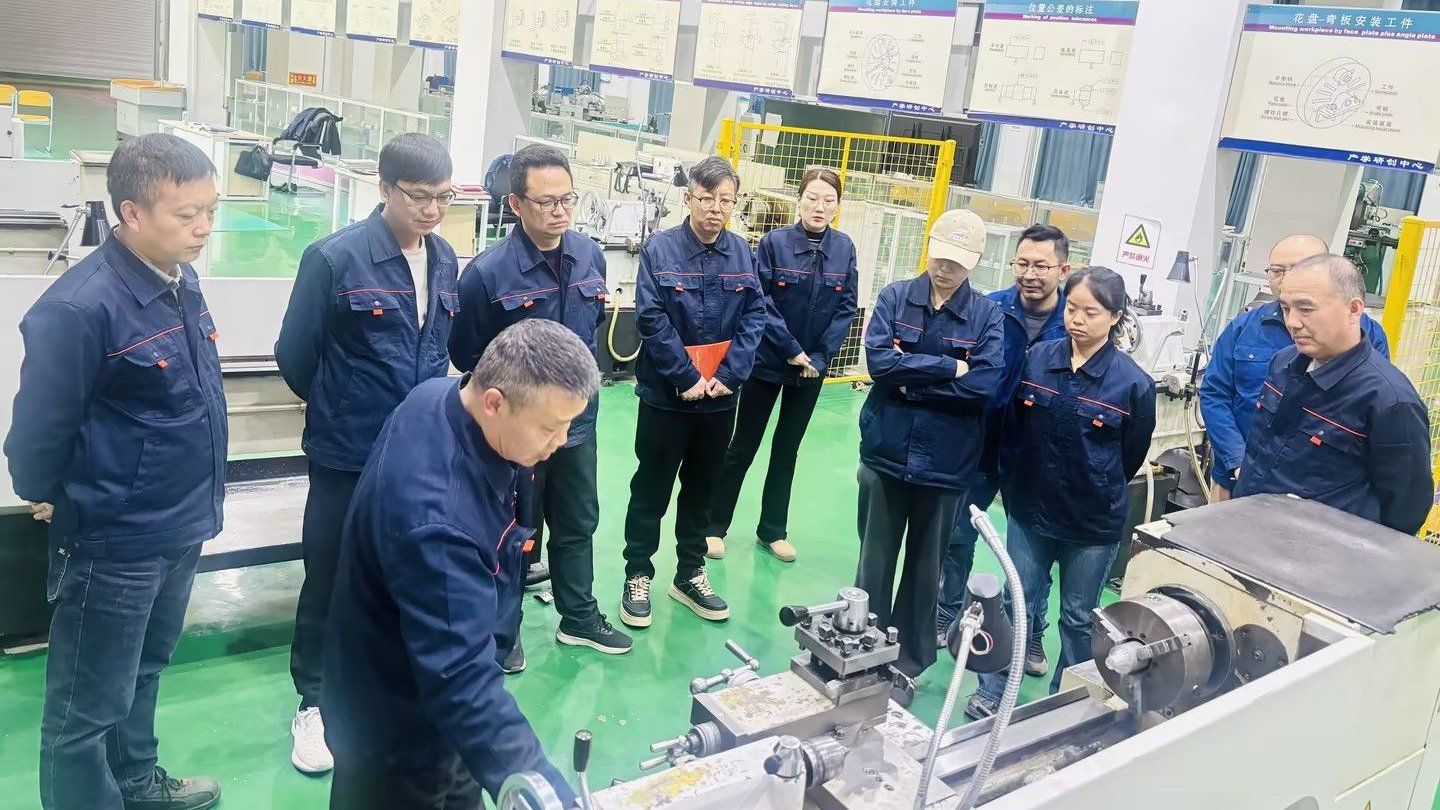 兰州信息科技学院智能装备学院以SC教学为指引，破解学时困境，夯实实训根基