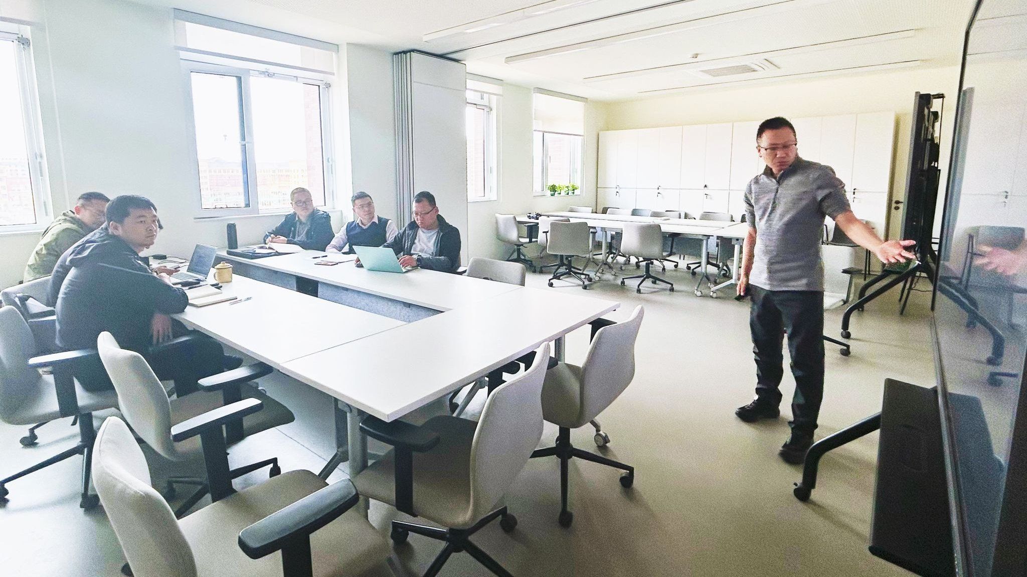 兰州信息科技学院智能装备学院召开毕业要求合理性论证会