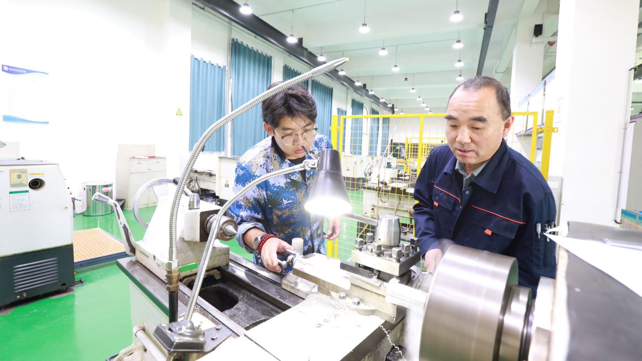 兰州信息科技学院智能装备学院顺利开展工程技能初赛